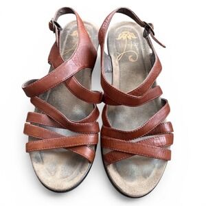 Dansko Strappy Leather Sandals Women 38 Brown Good Comfort Wedge Buckle